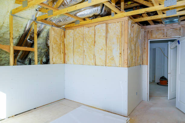 Types of Insulation We Offer in Baxter Estates, NY